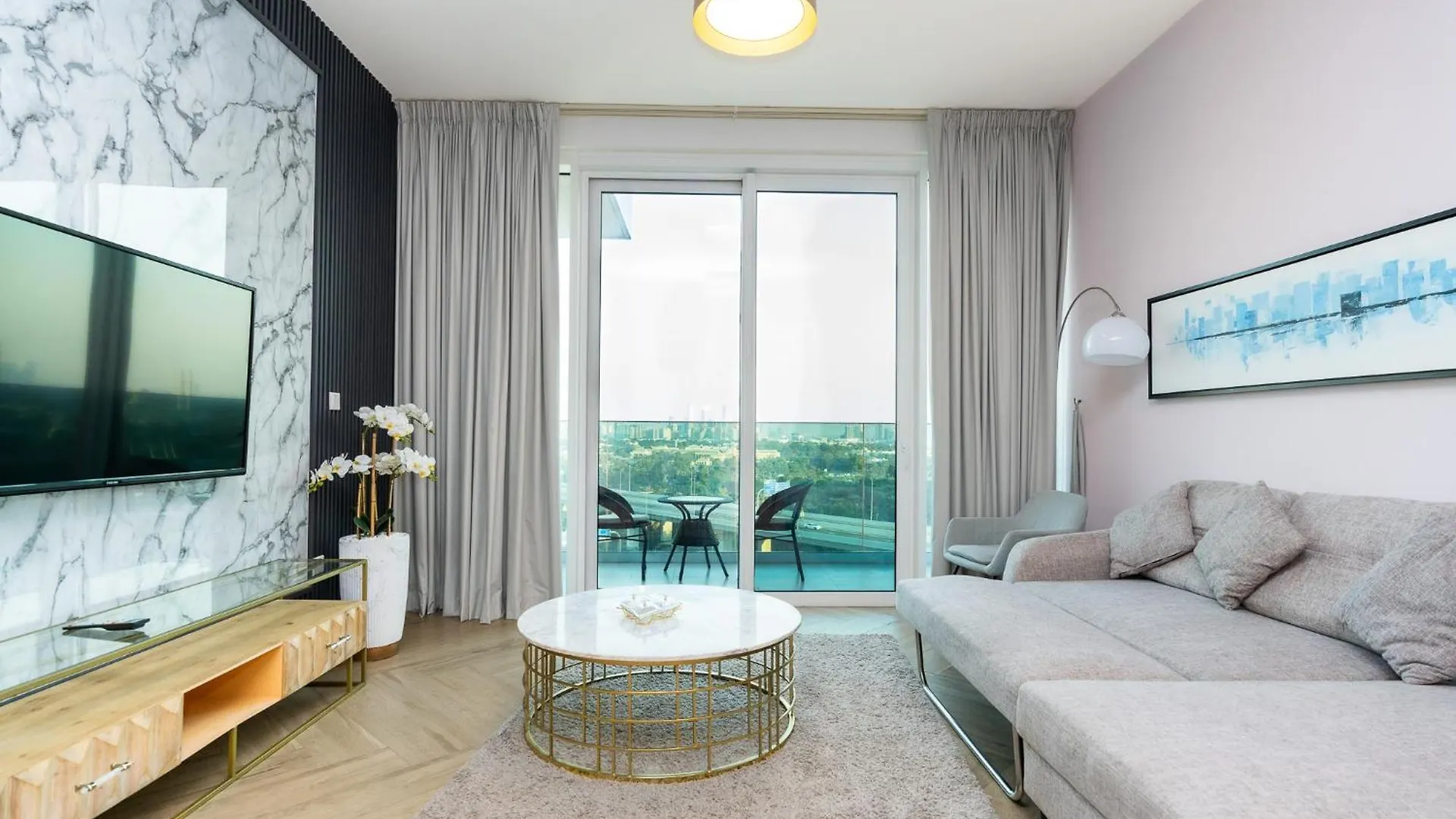 Citihome - Spacious 1Bedroom Apartment At 1 Residences - West Dubai