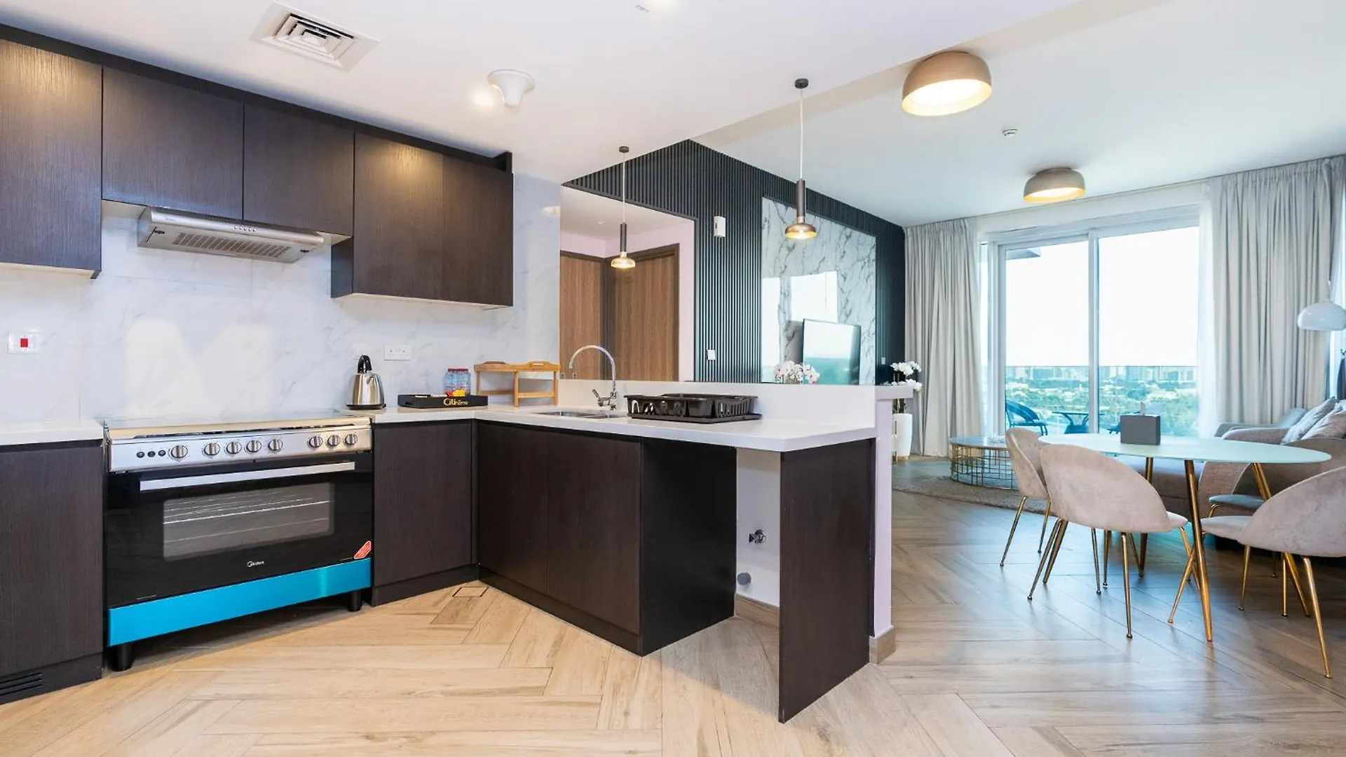 Citihome - Spacious 1Bedroom Apartment At 1 Residences - West Dubai