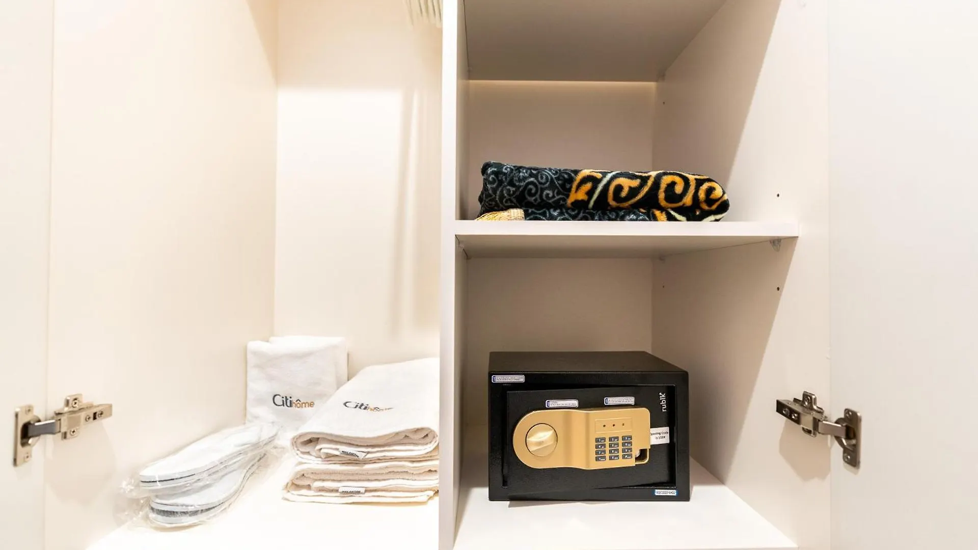Citihome - Spacious 1Bedroom Apartment At 1 Residences - West Dubai