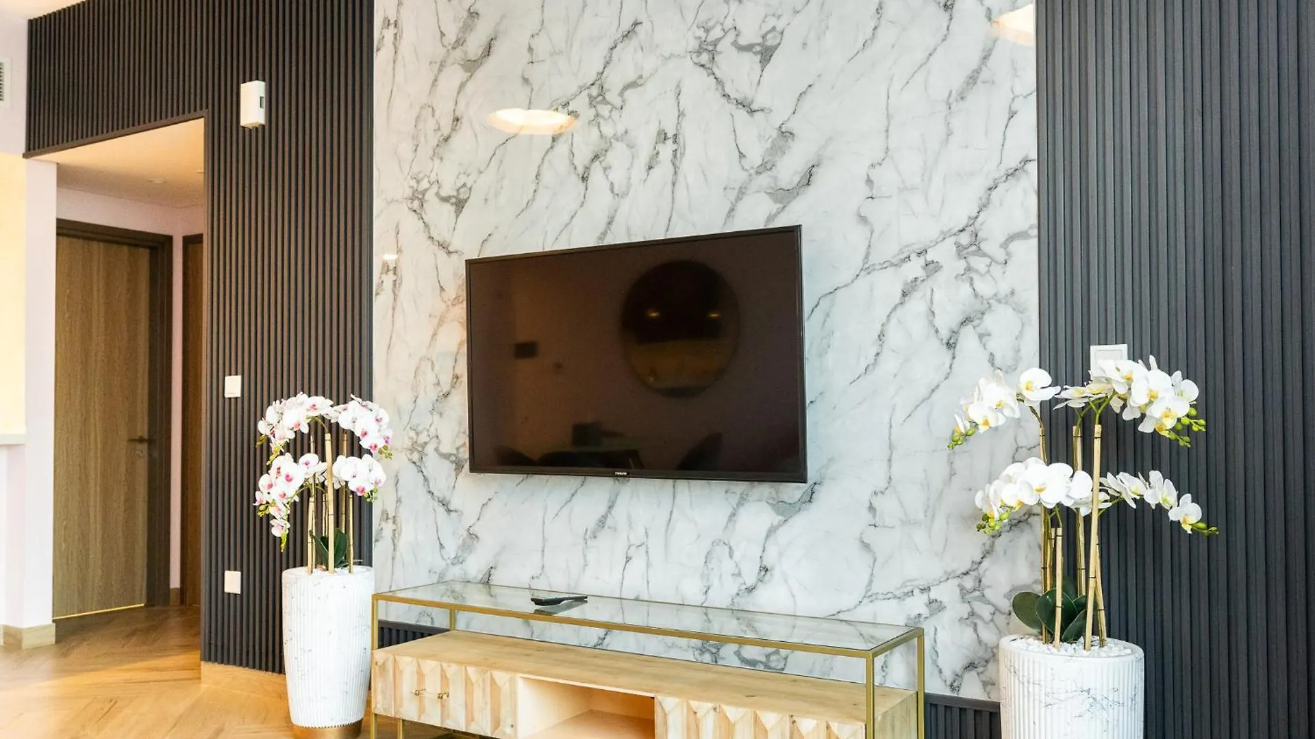 Citihome - Spacious 1Bedroom Apartment At 1 Residences - West Dubai United Arab Emirates