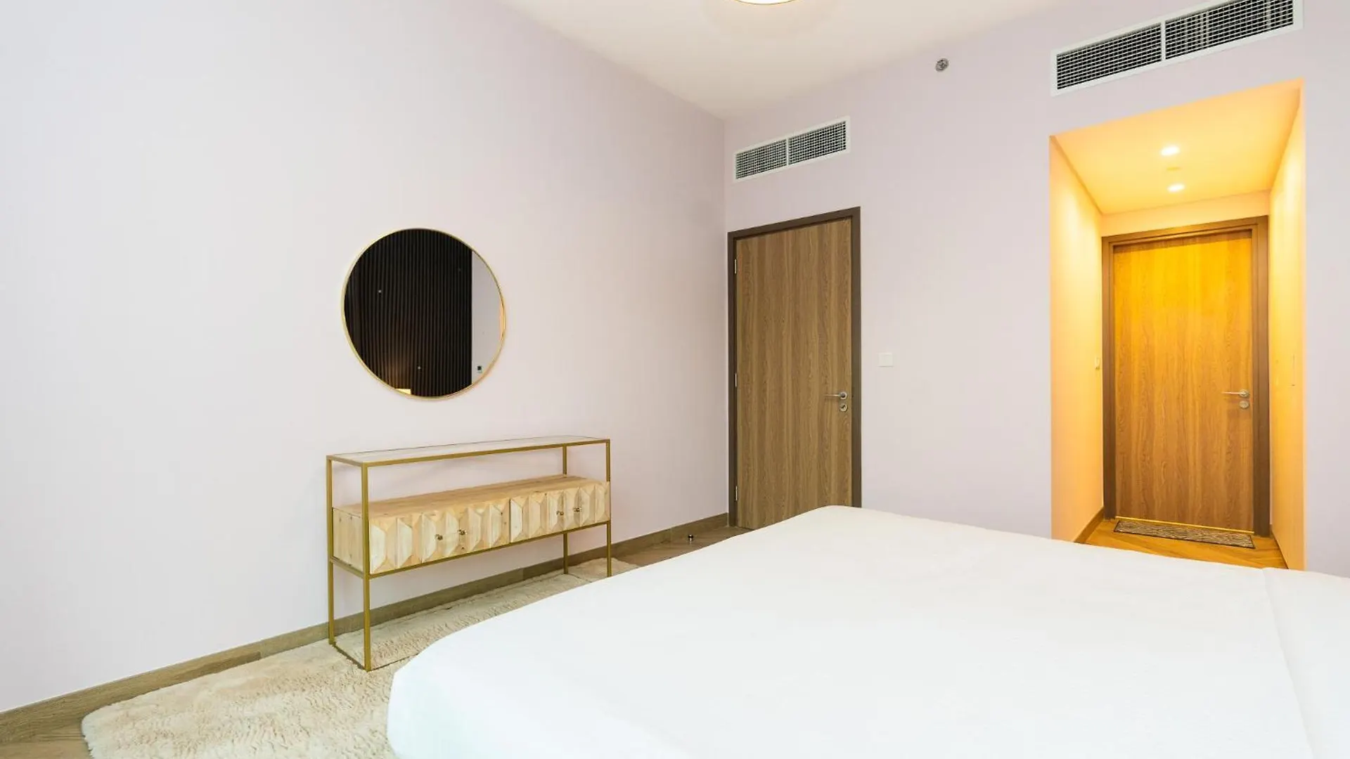 Citihome - Spacious 1Bedroom Apartment At 1 Residences - West Dubai United Arab Emirates