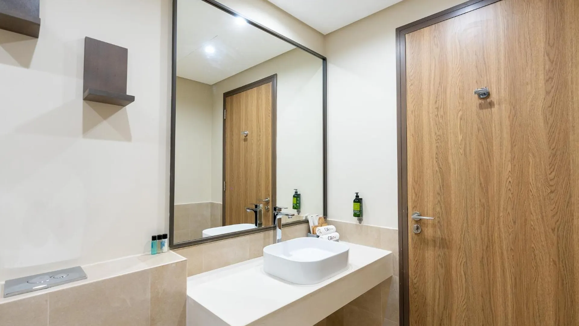 Citihome - Spacious 1Bedroom Apartment At 1 Residences - West Dubai