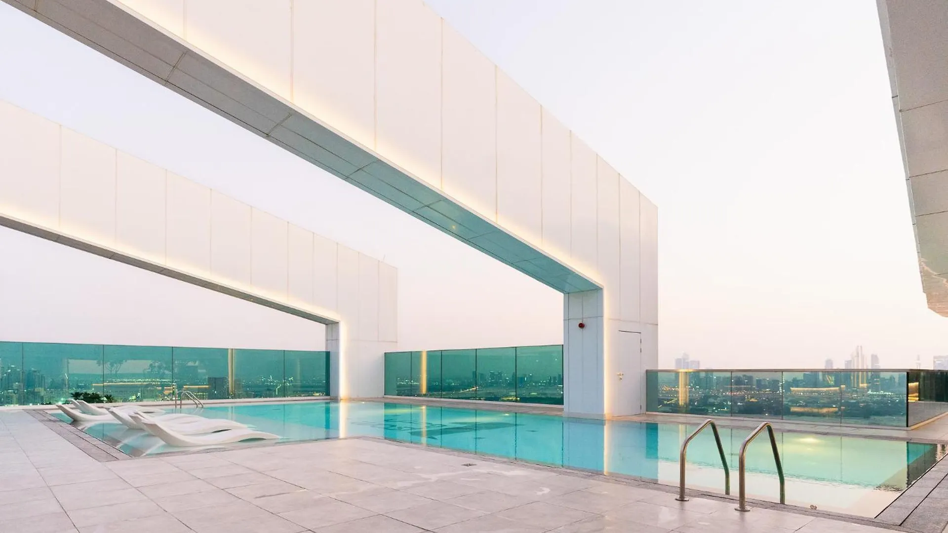 Citihome - Spacious 1Bedroom Apartment At 1 Residences - West Dubai United Arab Emirates